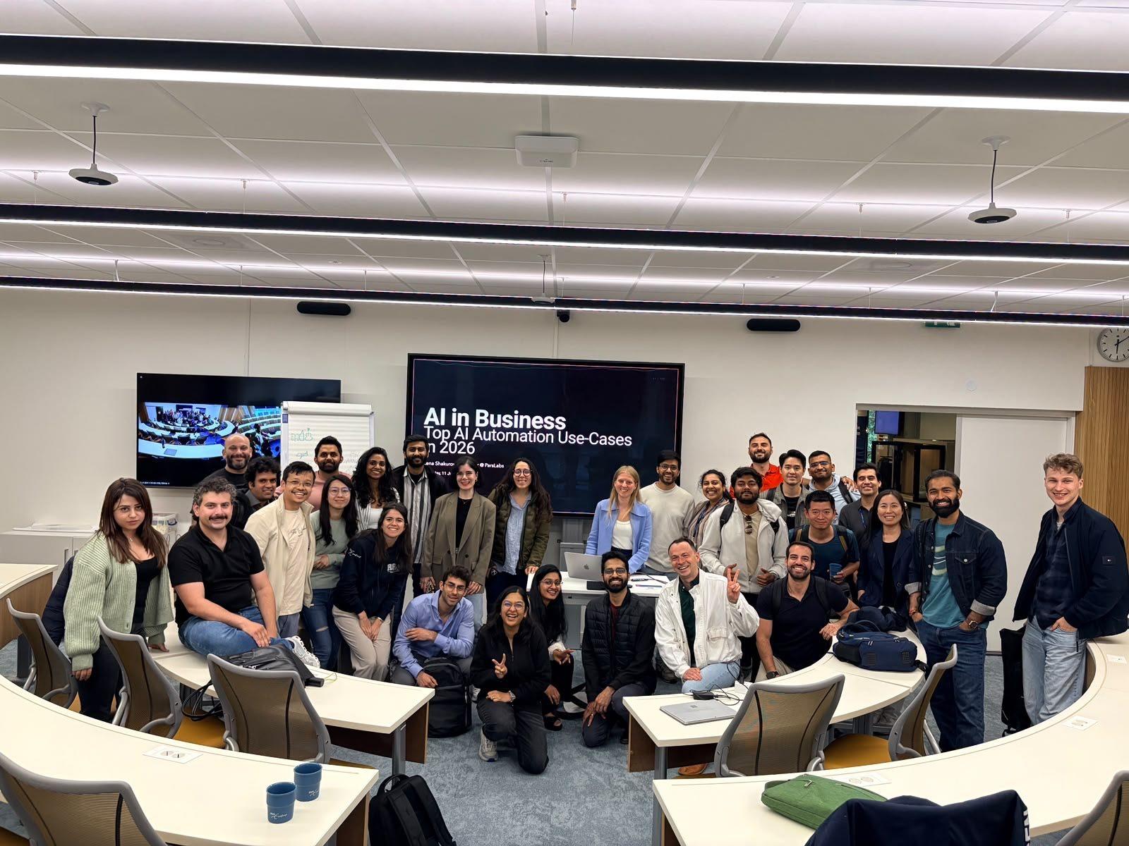 Group photo with participants of the AI in Business guest talk at the Rotterdam School of Management